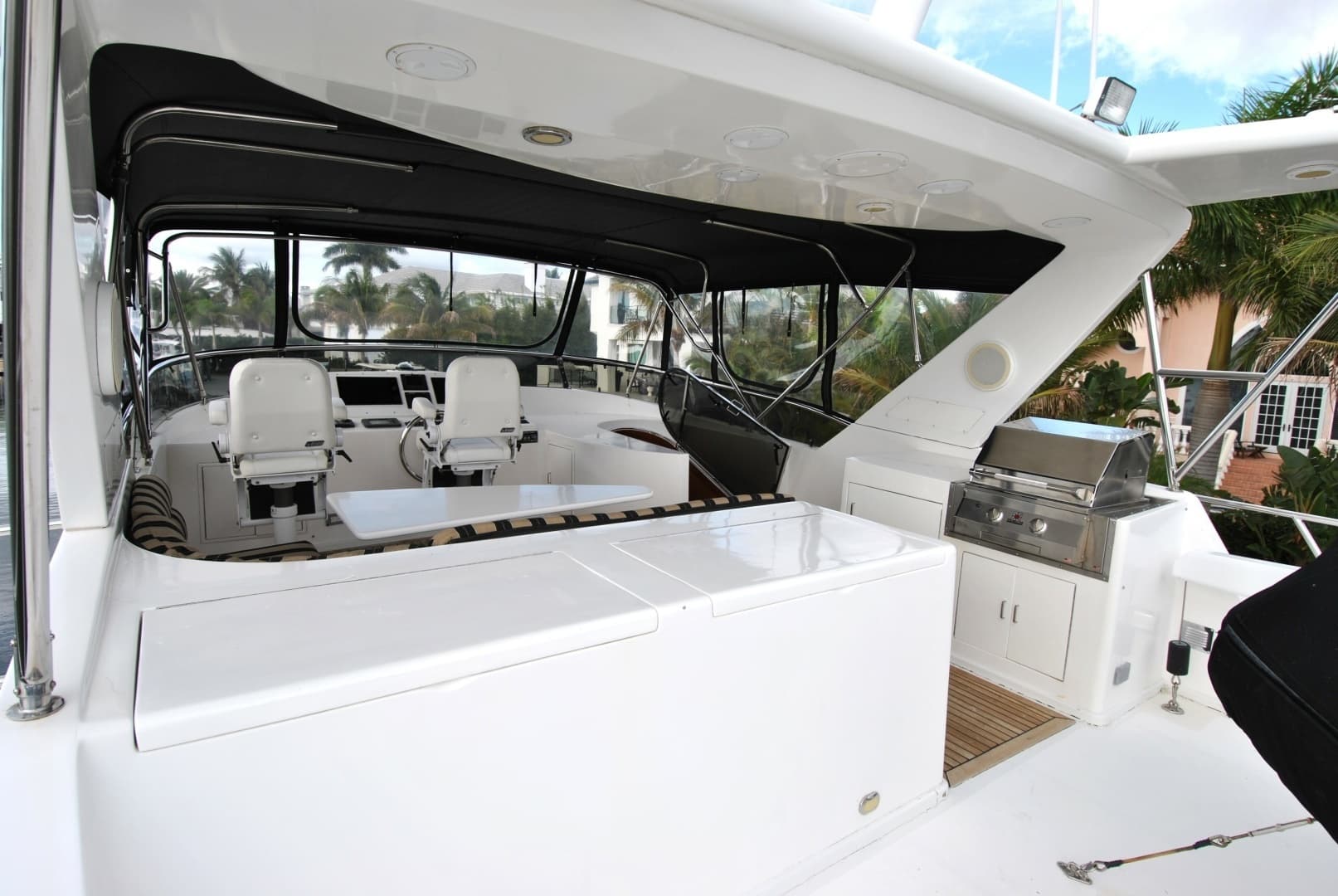 2002 Grand Alaskan Raised Pilothouse - Image 47