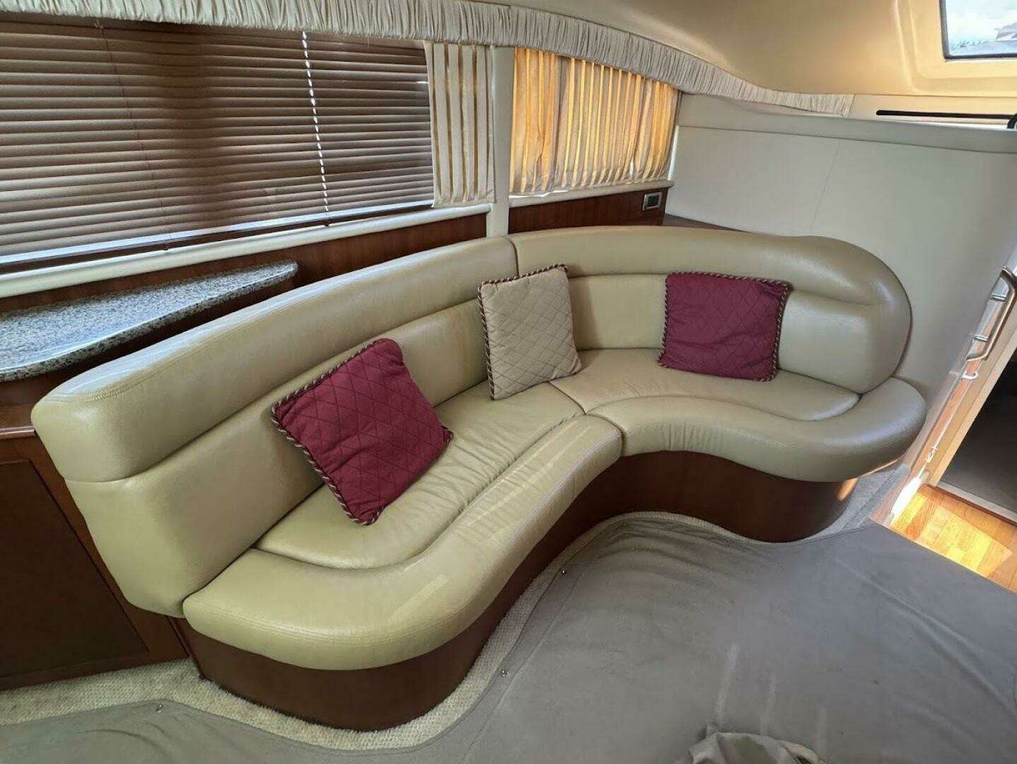 2006 Sea Ray 40 Motoryacht - Image 47
