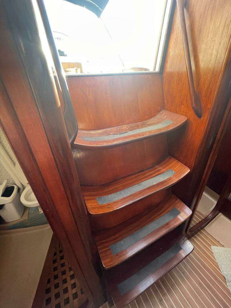1984 Beneteau First 38.5 - Image 6