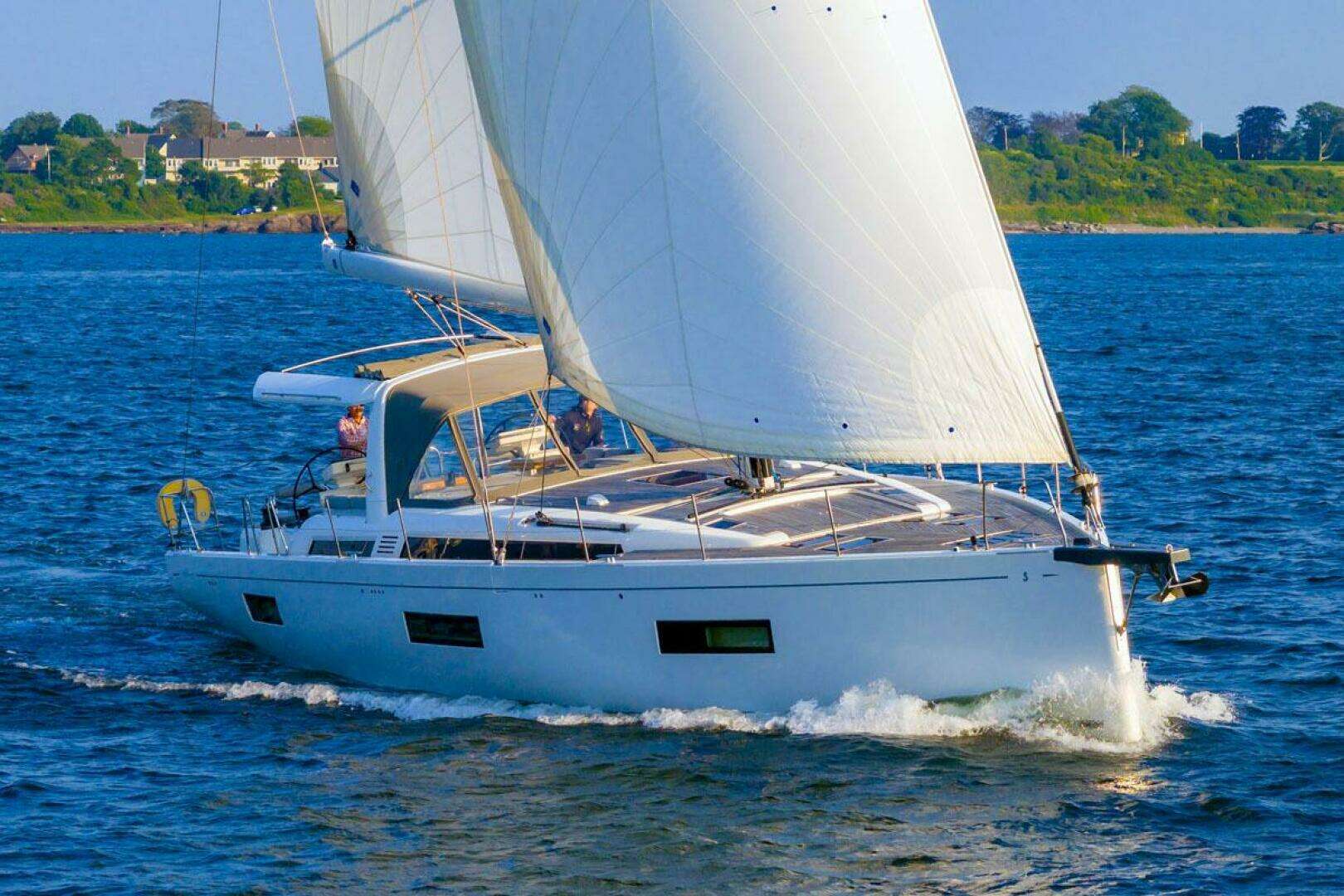 2023 Beneteau Oceanis 60 - Image 3