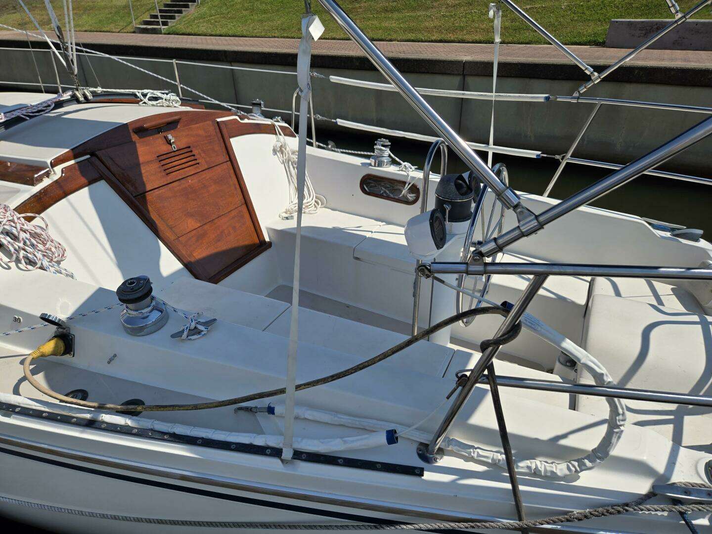 1986 Catalina Tall Rig - Image 16