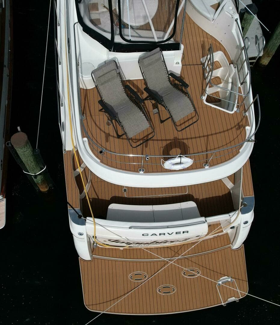 2006 Carver 56 Voyager - Image 18