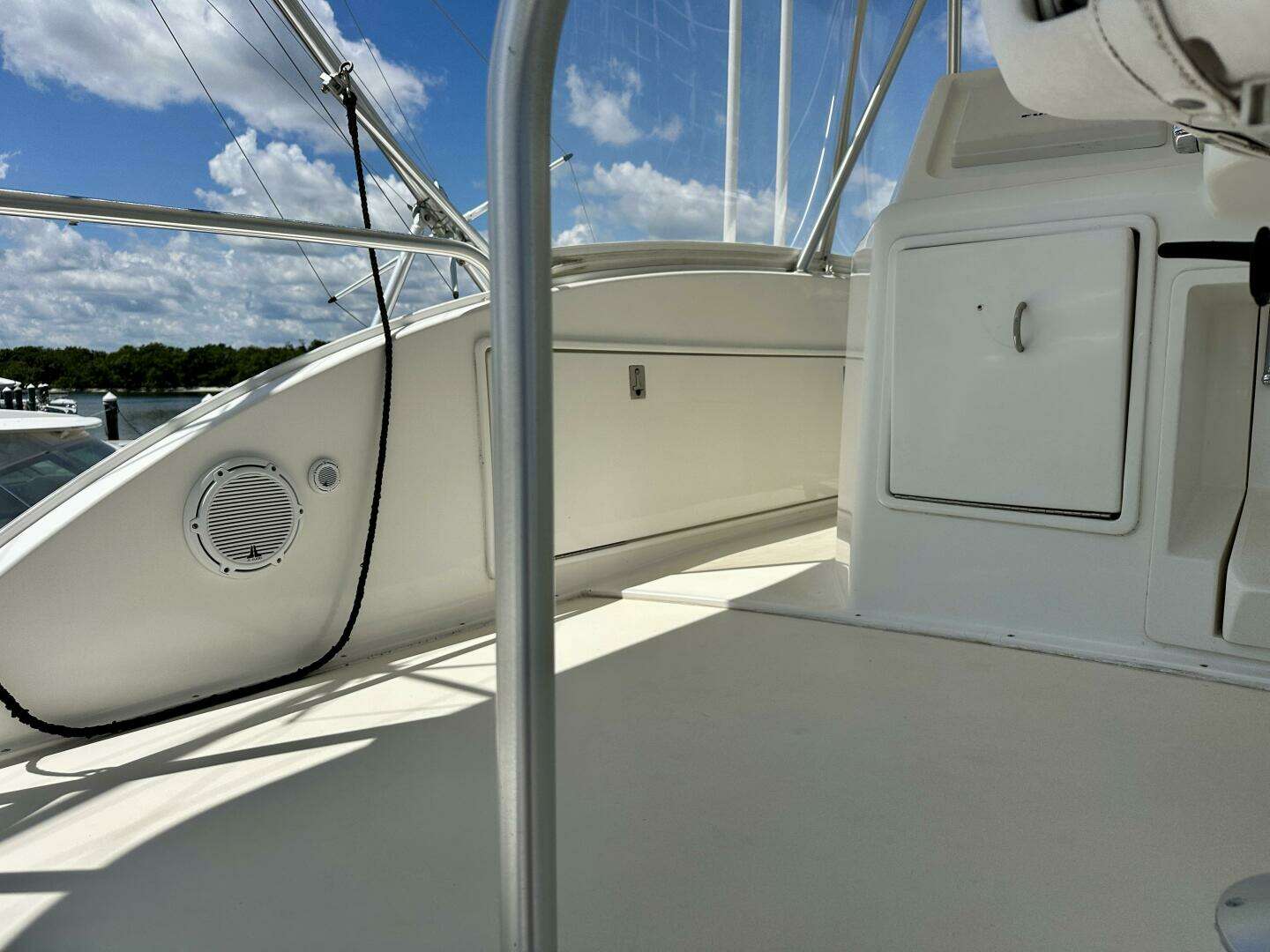 2005 Ocean Yachts 50 Super Sport - Image 18
