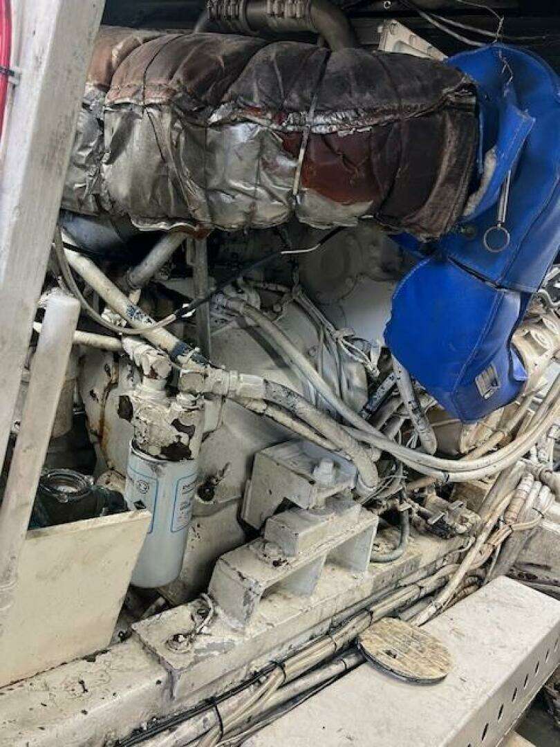 1986 Hatteras SF 52 - Image 30