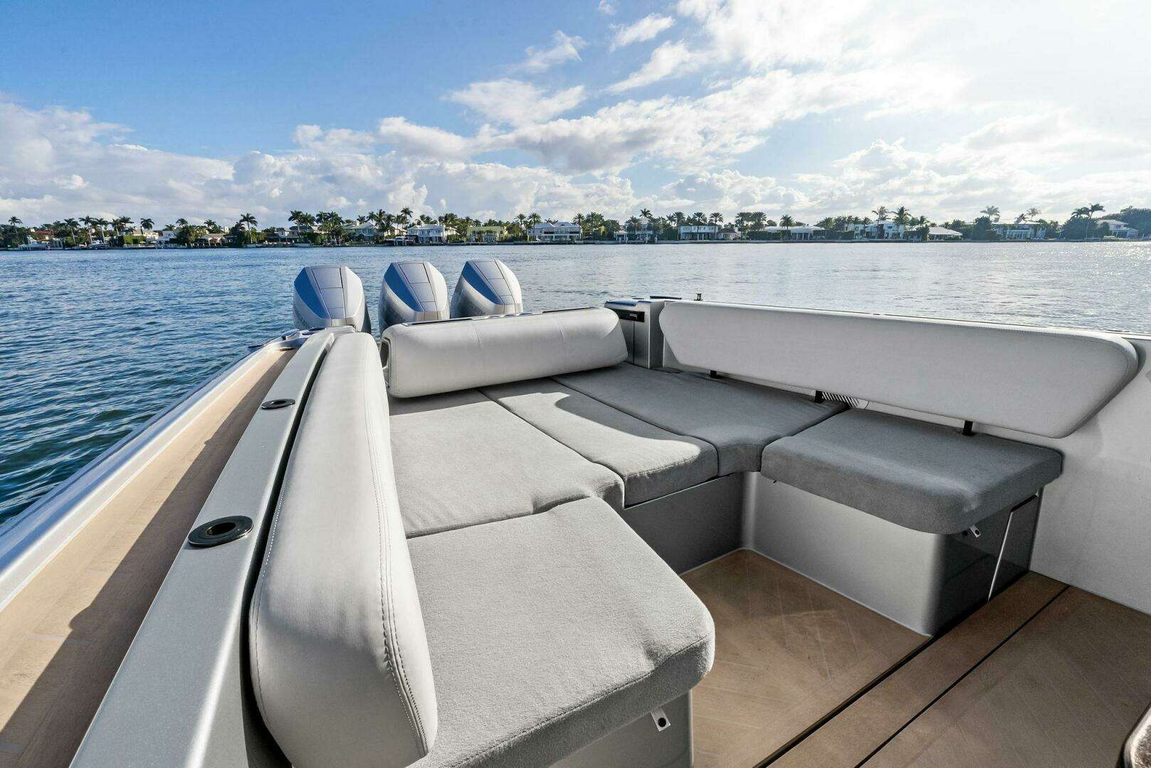 2025 Wajer Center Console - Image 17