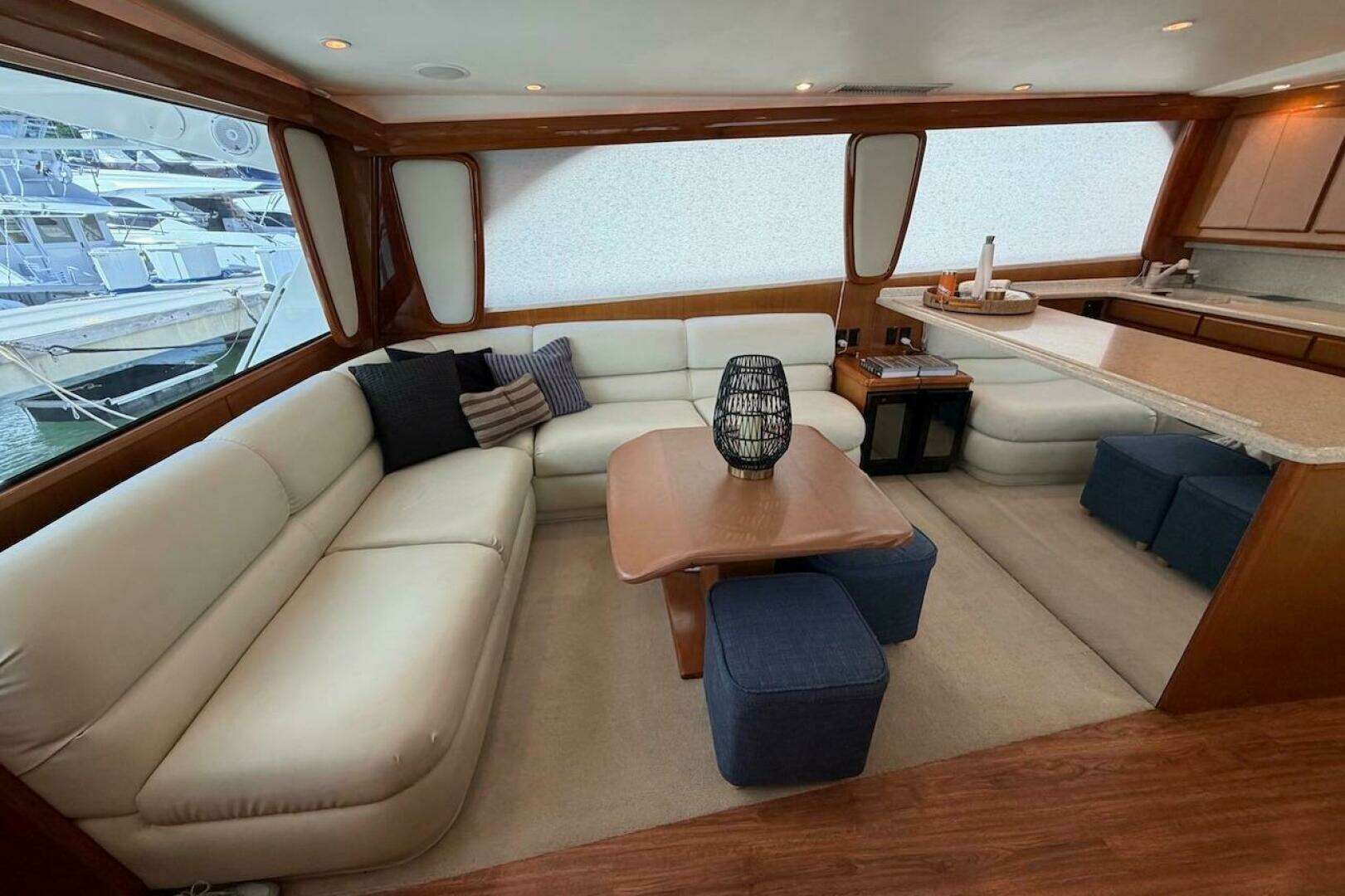 1999 Viking 58 Convertible - Image 10