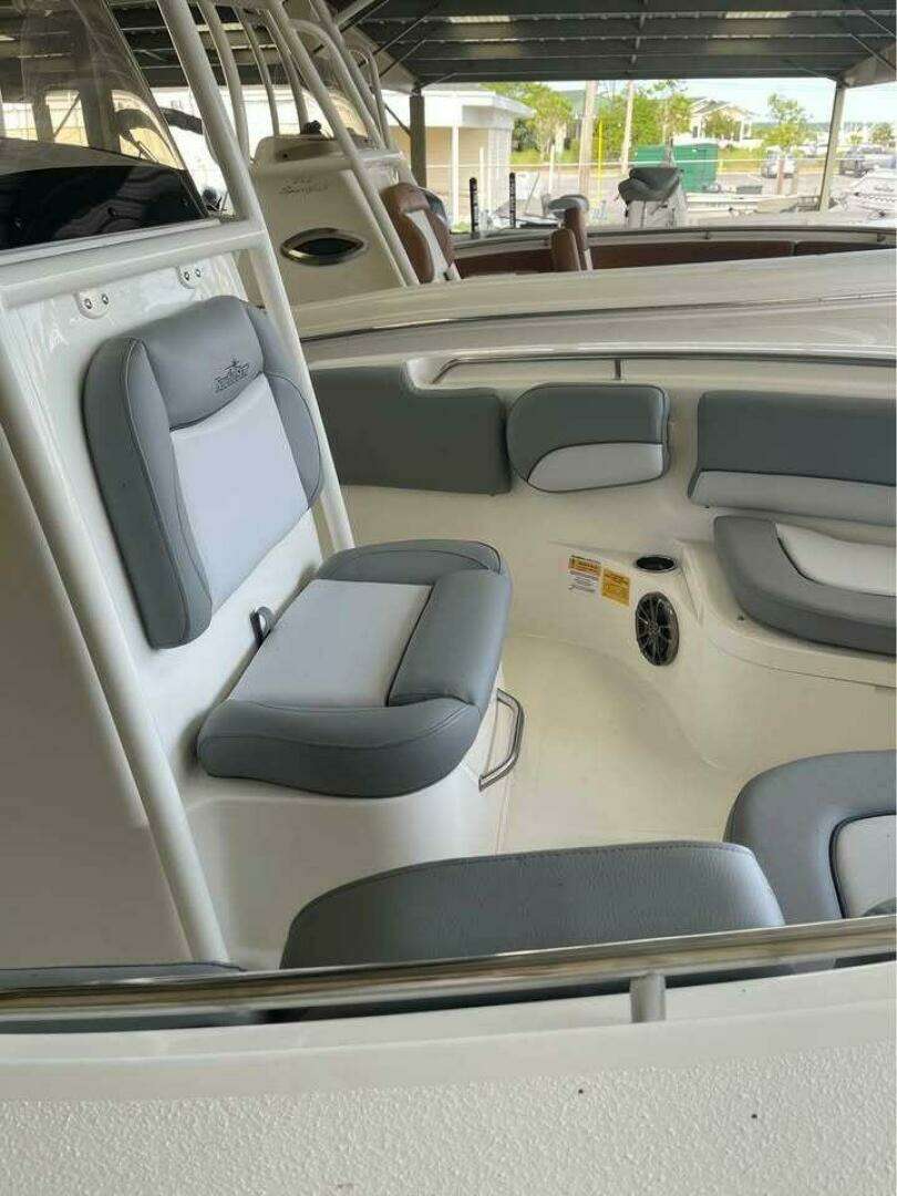 2022 NauticStar 2102 Legacy - Image 16