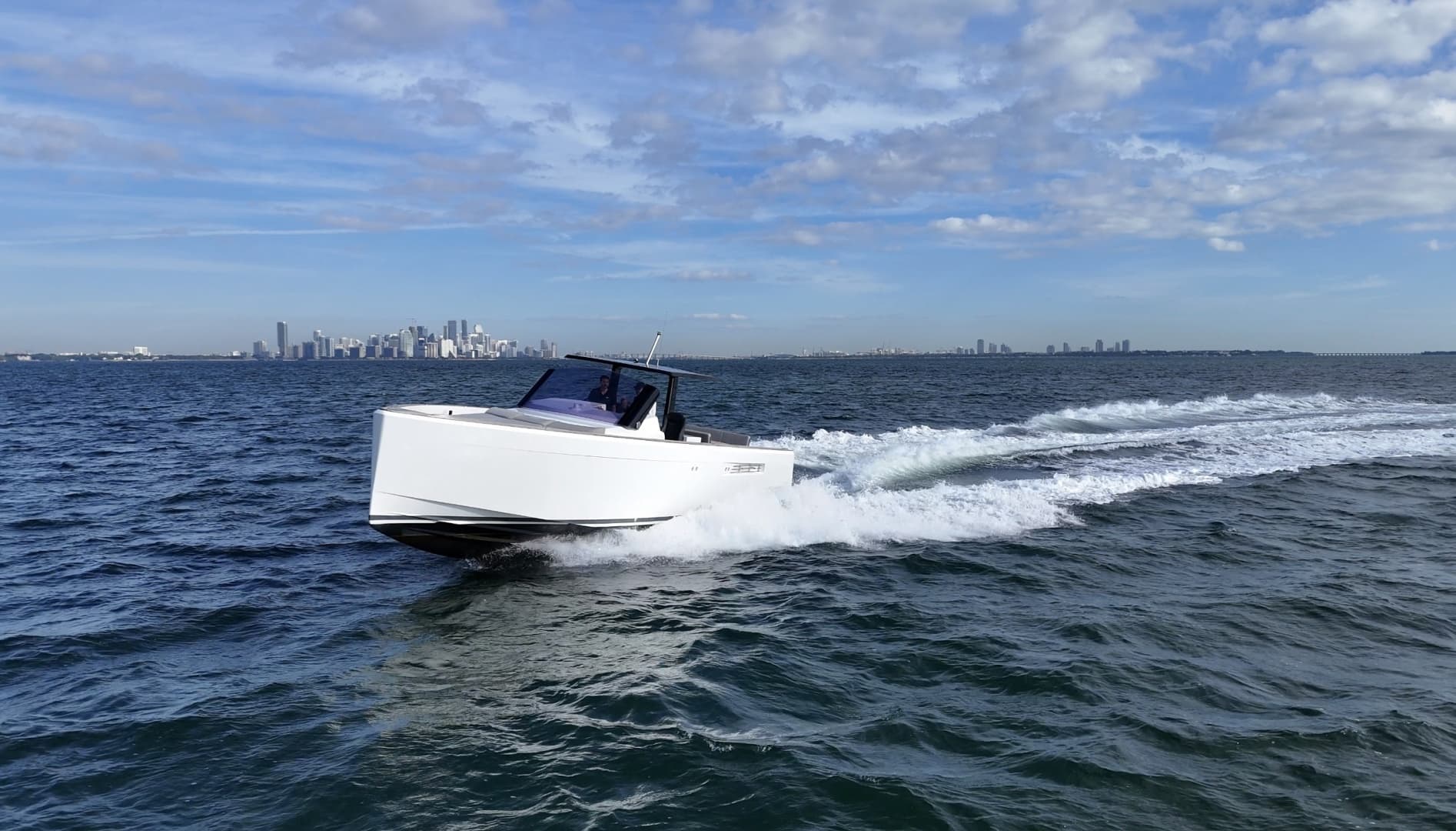 2019 Fjord 40 Open - Image 8