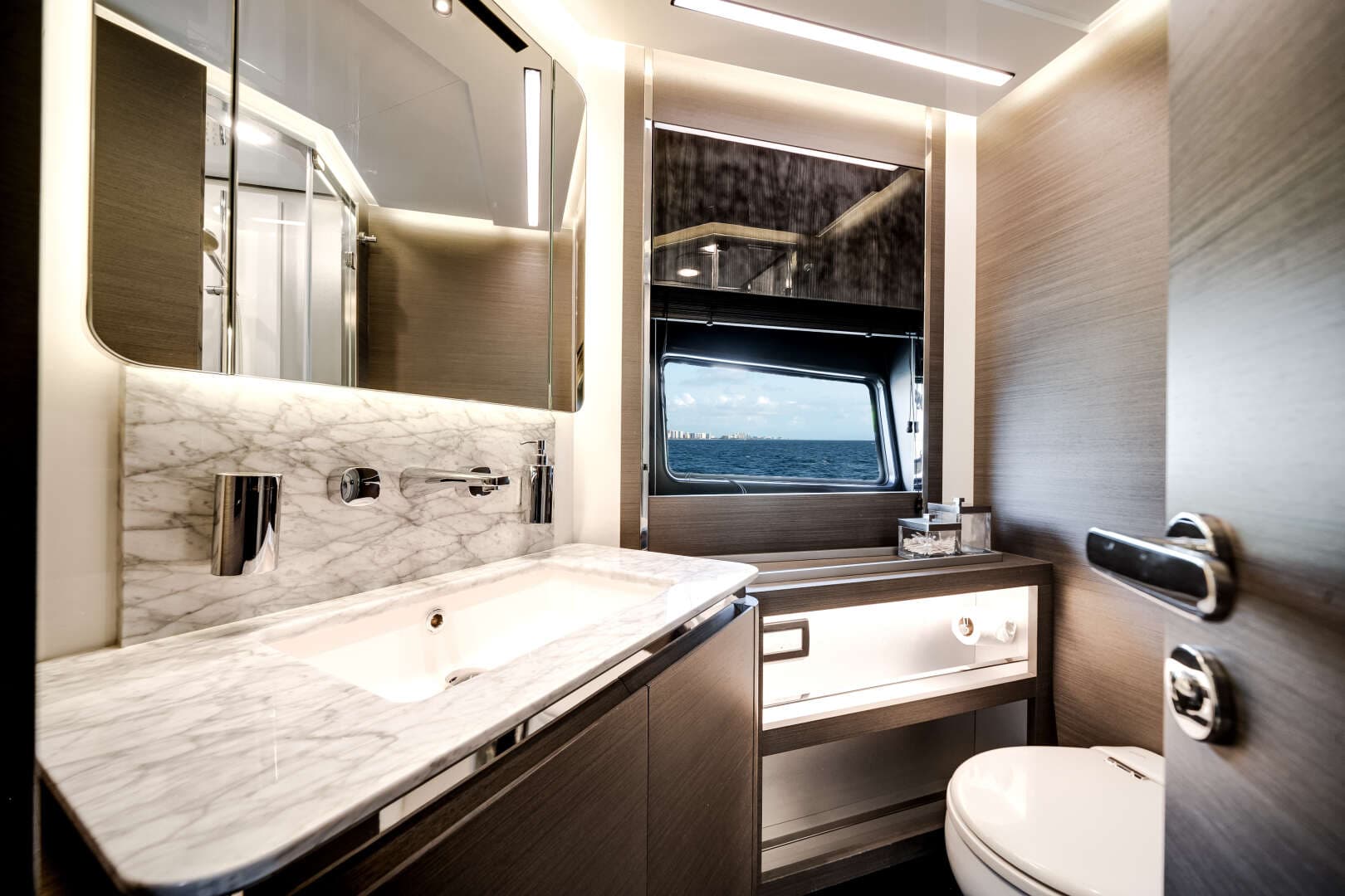 2020 Azimut S8 - Image 56