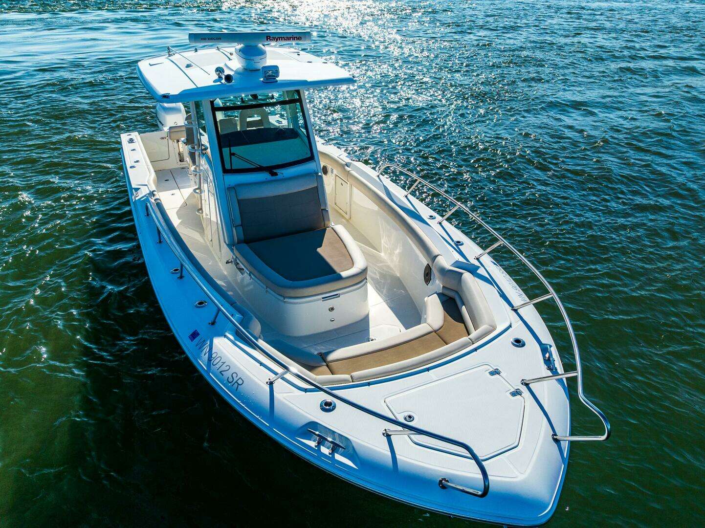 2017 Boston Whaler 330 Outrage - Image 6