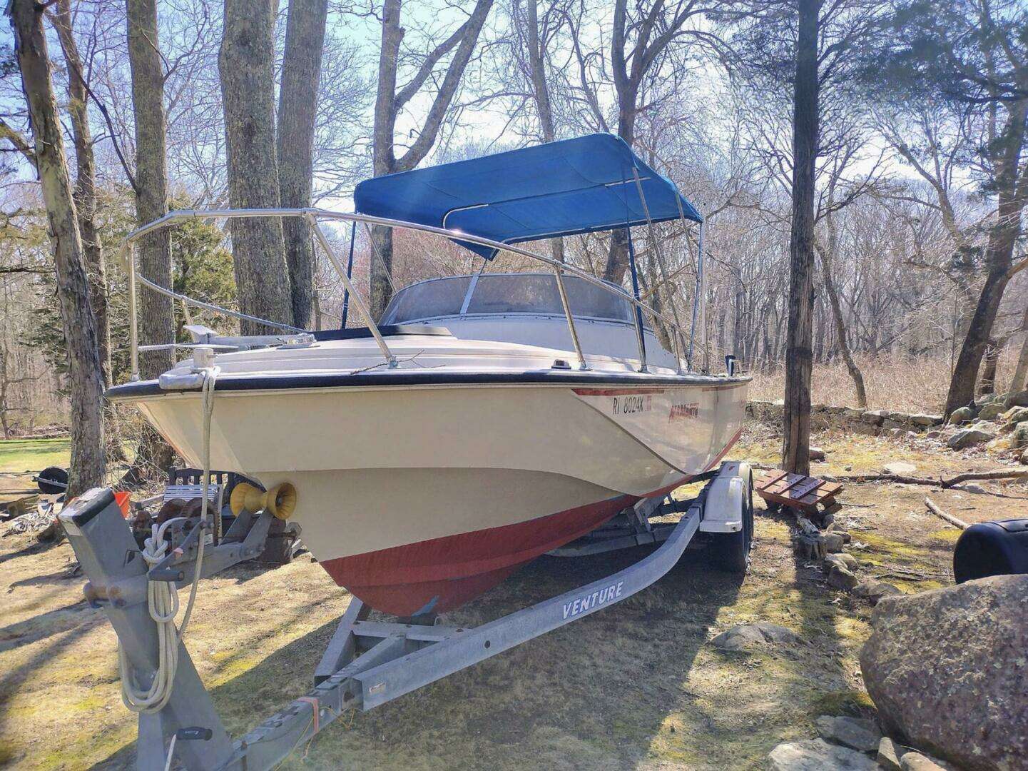 1983 Boston Whaler Revenge - Image 3