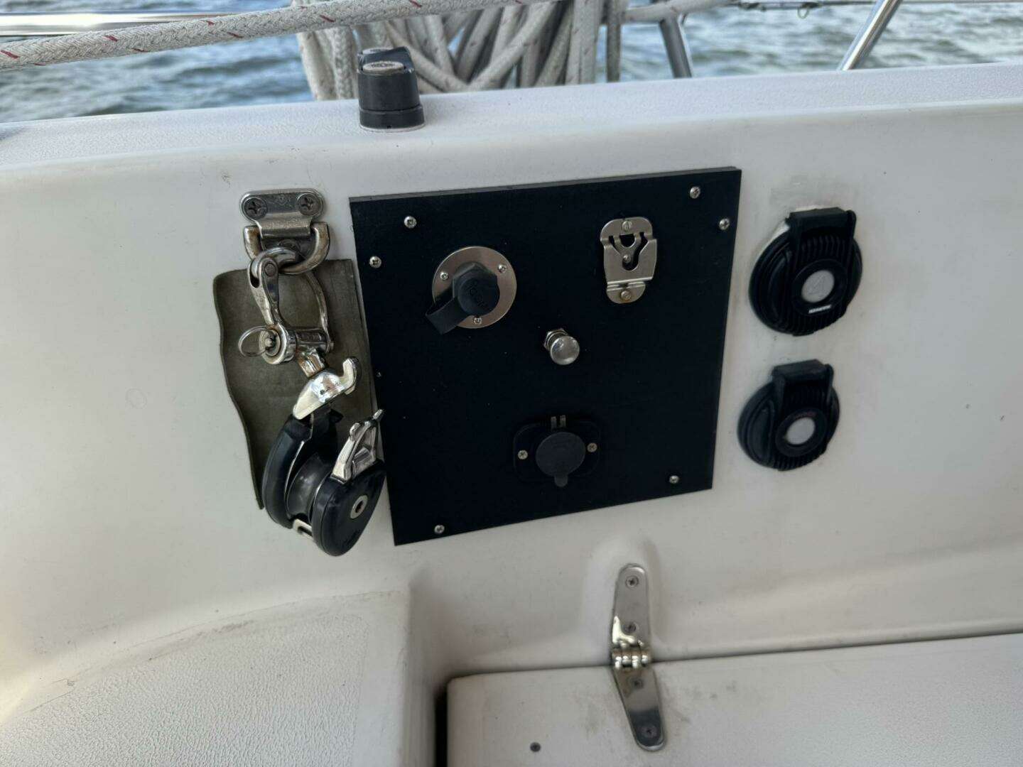 1988 Hinterhoeller 36 - Image 13