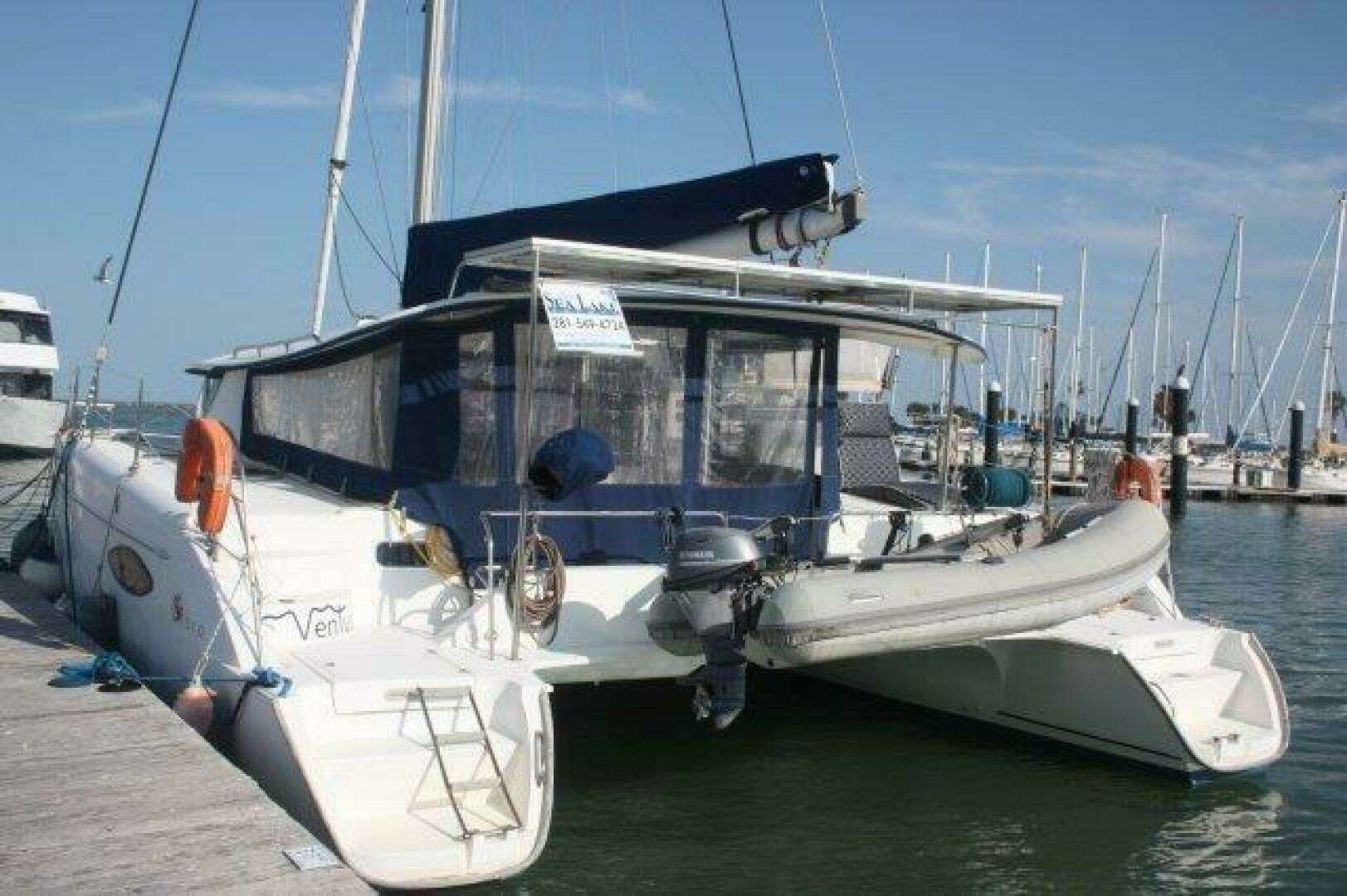 2008 Fountaine Pajot Orana 44 - Image 4