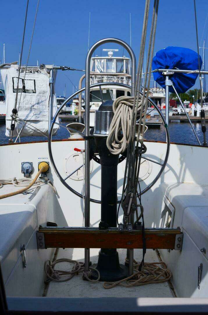 1981 C&C 30 - Image 4