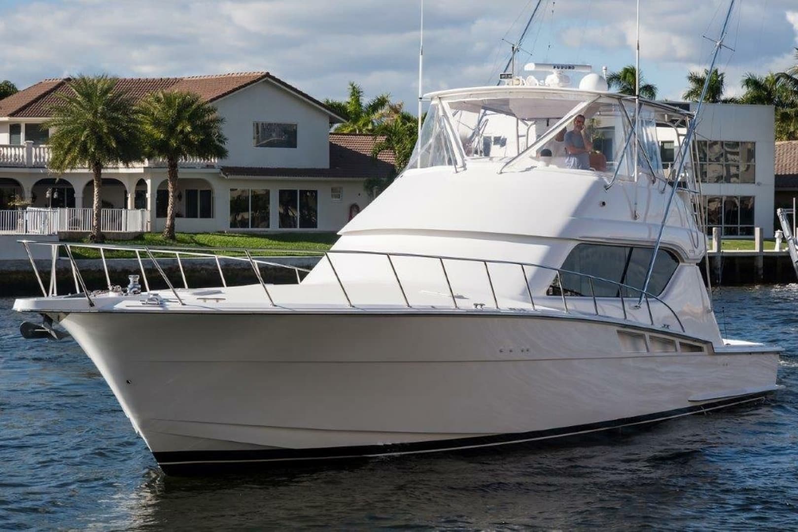 2000 Hatteras 60 Convertible - Image 3