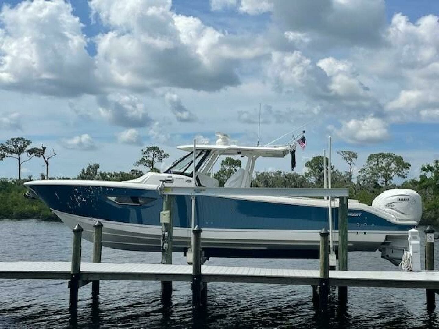 2023 Pursuit 378 Sport - Image 19