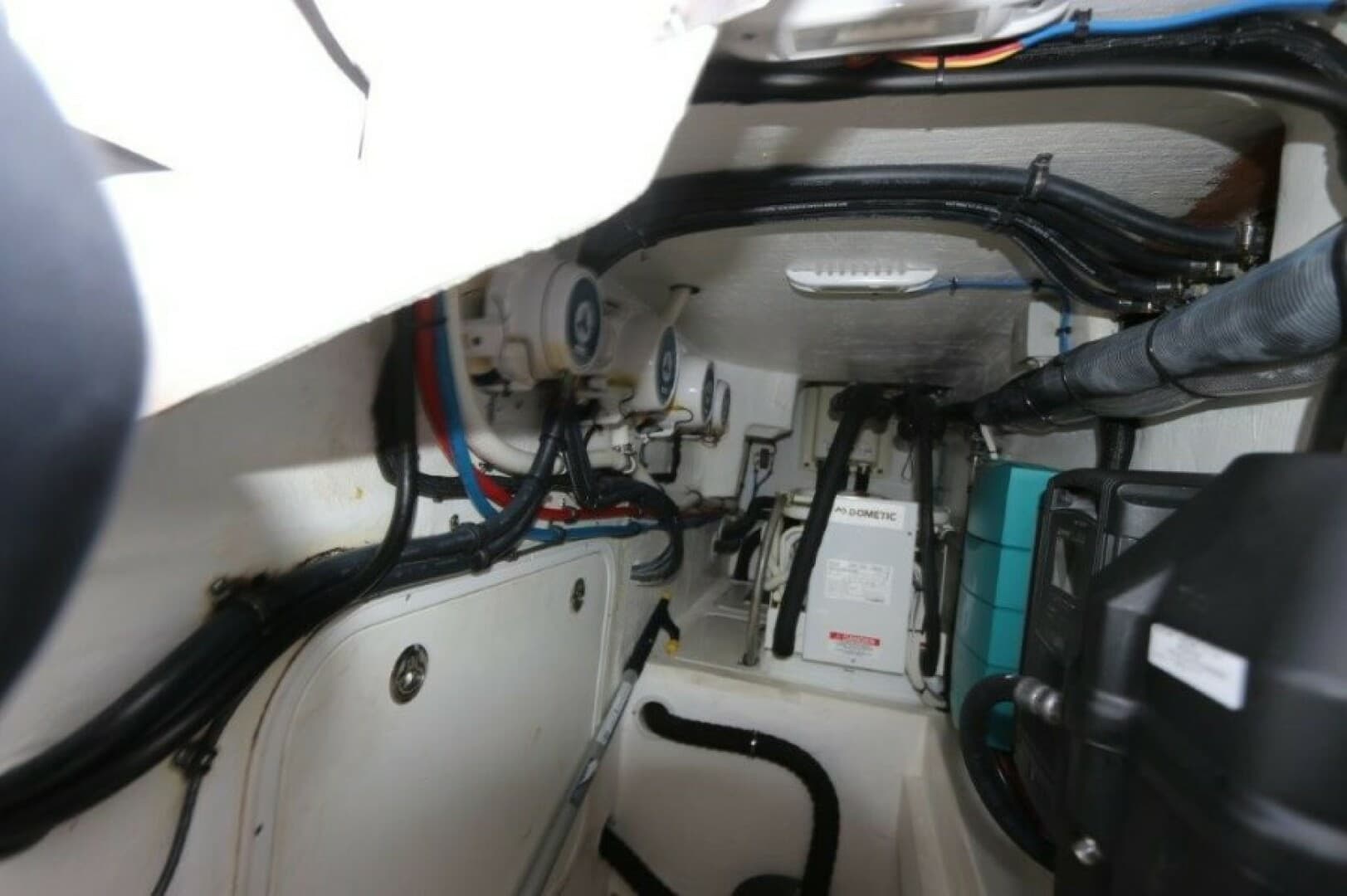 2019 Intrepid 475 Sport Yacht - Image 48