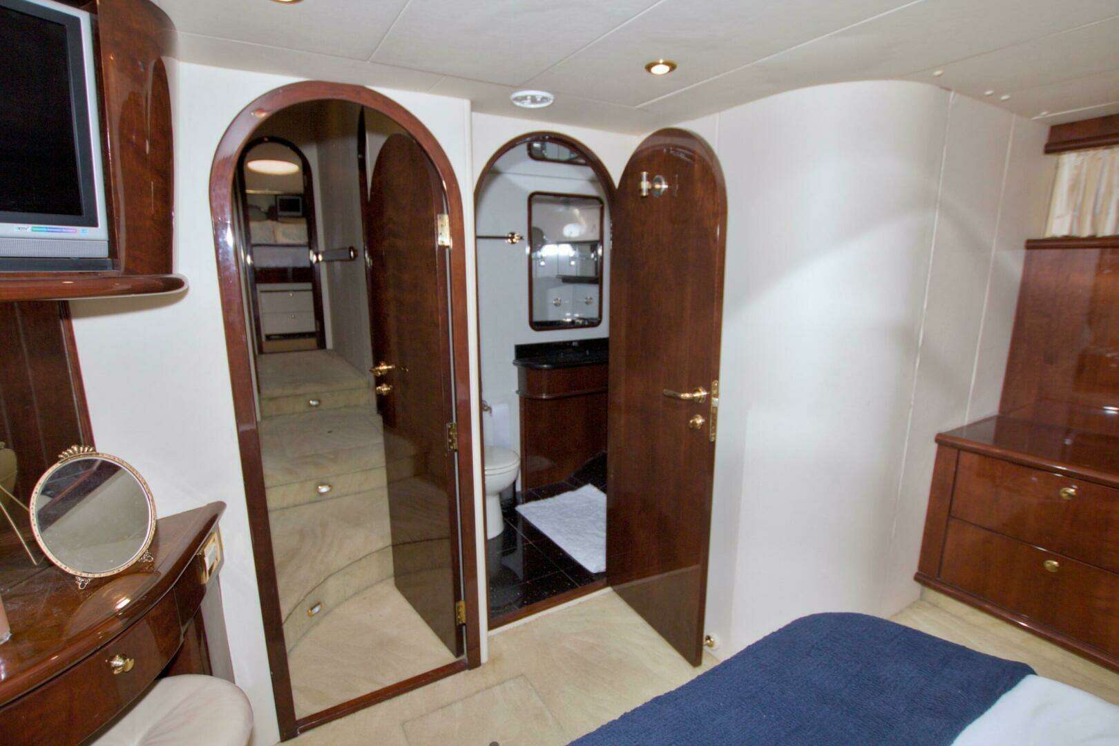 2005 Neptunus 62 Flybridge - Image 87