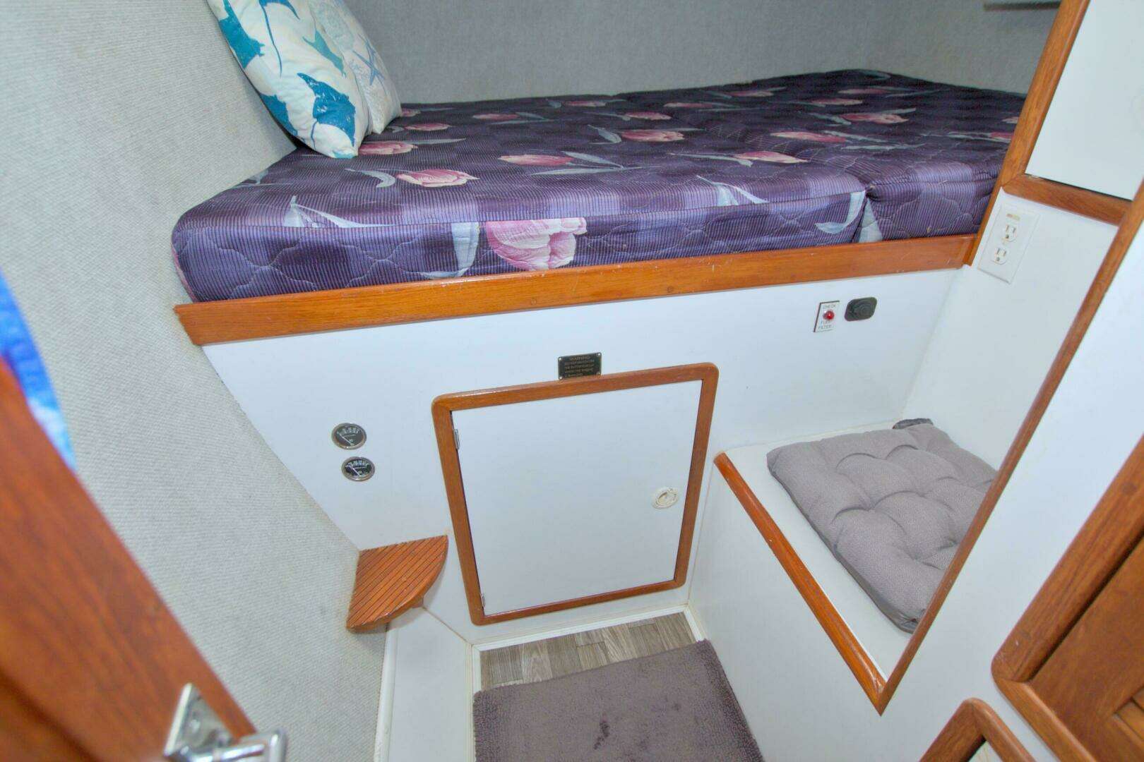 1996 Manta 40 - Image 95