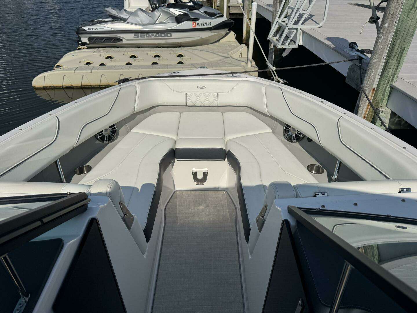 2020 Regal LS6 - Image 17