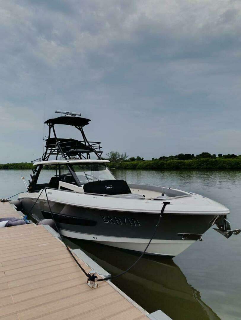 2024 Boston Whaler 420 Outrage - Image 3