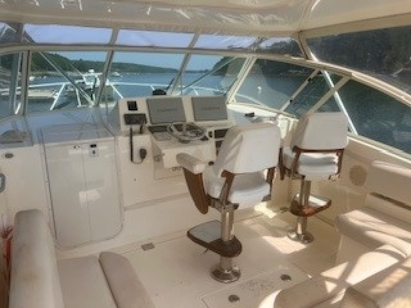 2008 Ablemarle Express Fisherman - Image 16