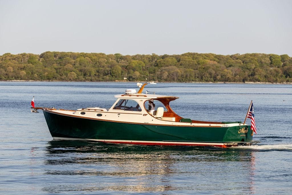 2000 Hinckley Picnic Boat 36 Classic