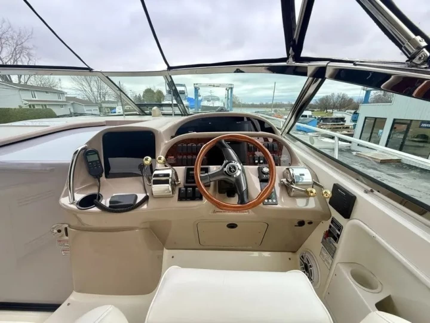 2004 Sea Ray 360 SUNDANCER - Image 33