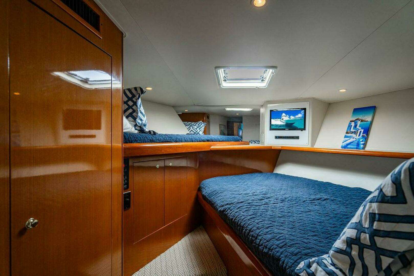 1999 Viking 55 Convertible - Image 116