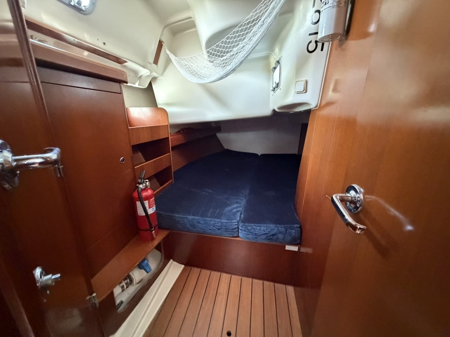2006 Beneteau 423 - Image 118