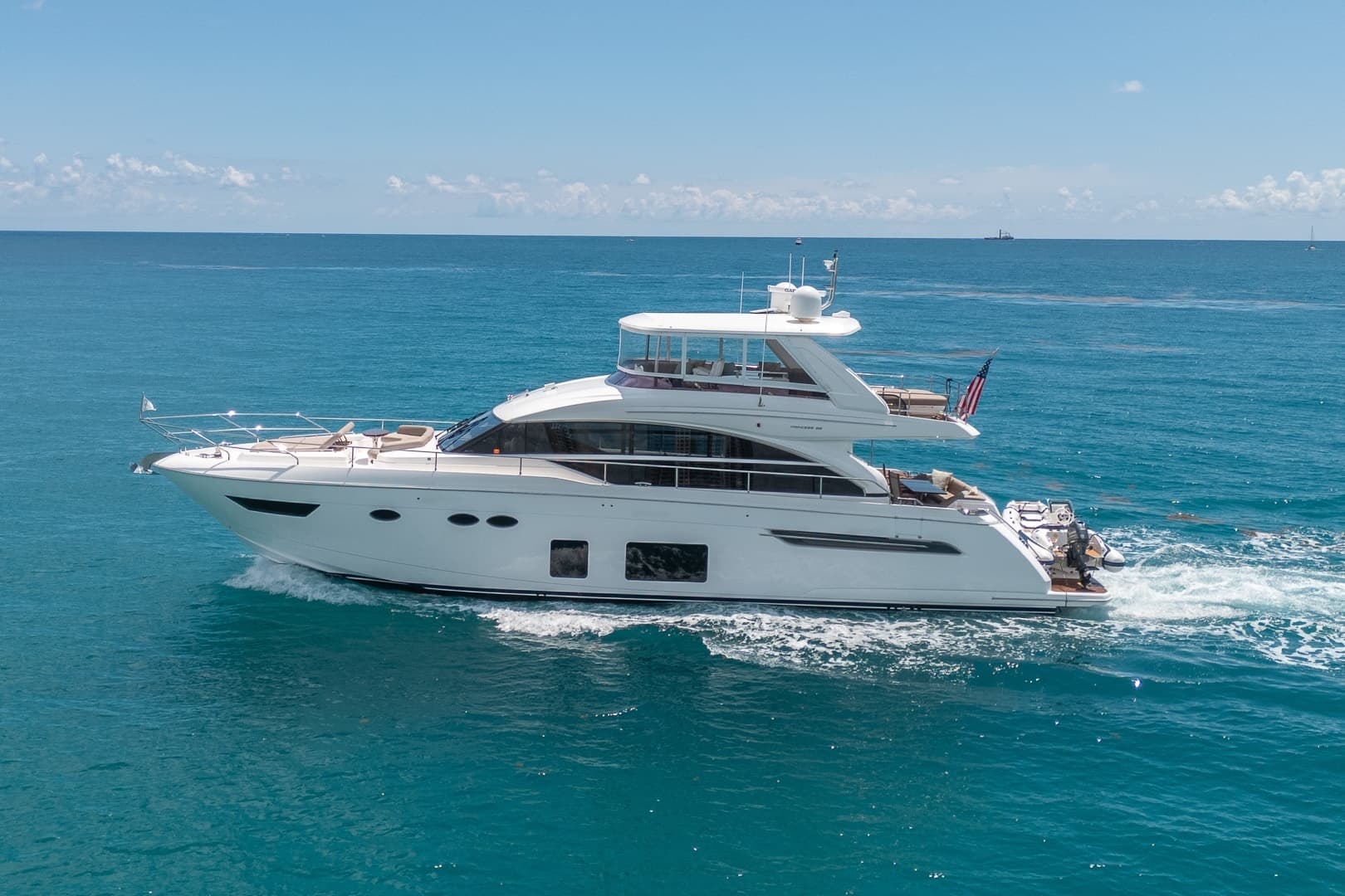 2017 Princess 68 Flybridge - Image 8