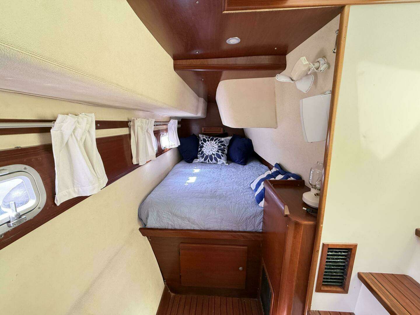 1999 Fountaine Pajot Maryland 37 - Image 14