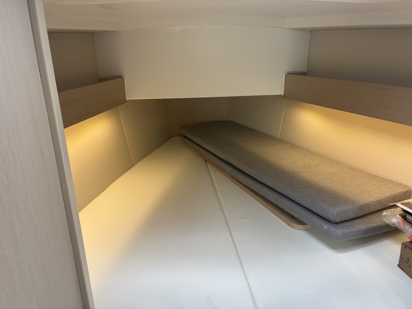2023 Beneteau Oceanis 30.1 #292 - Image 11