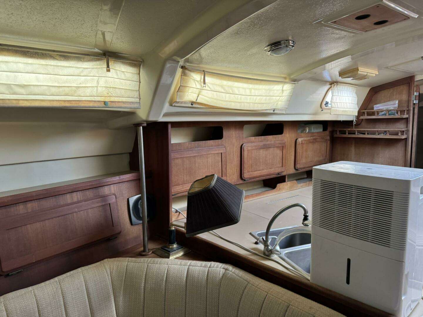 1989 Hunter 40 Hunter Legend - Image 54