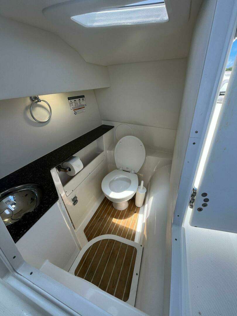 2018 World Cat 280DC - Image 13