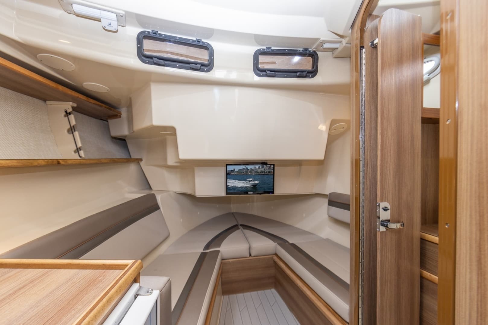 2026 Solara 310 CW - Image 28