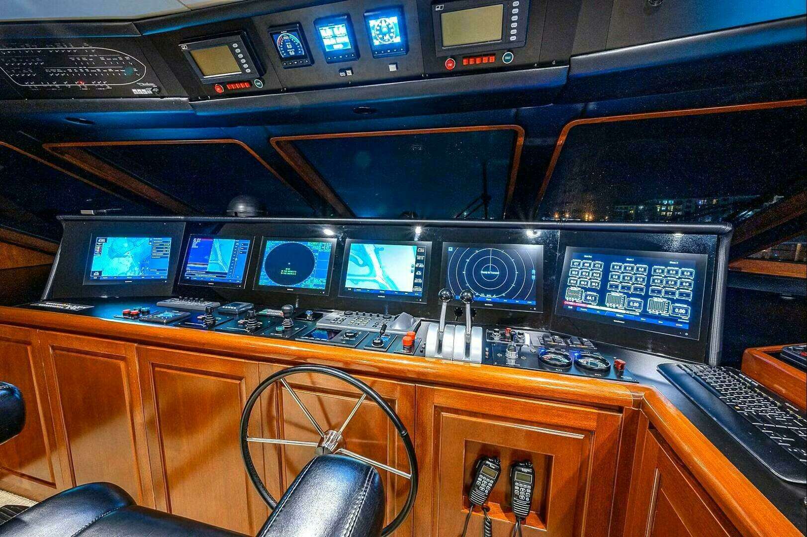 2000 Christensen Raised Pilothouse MY - Image 19
