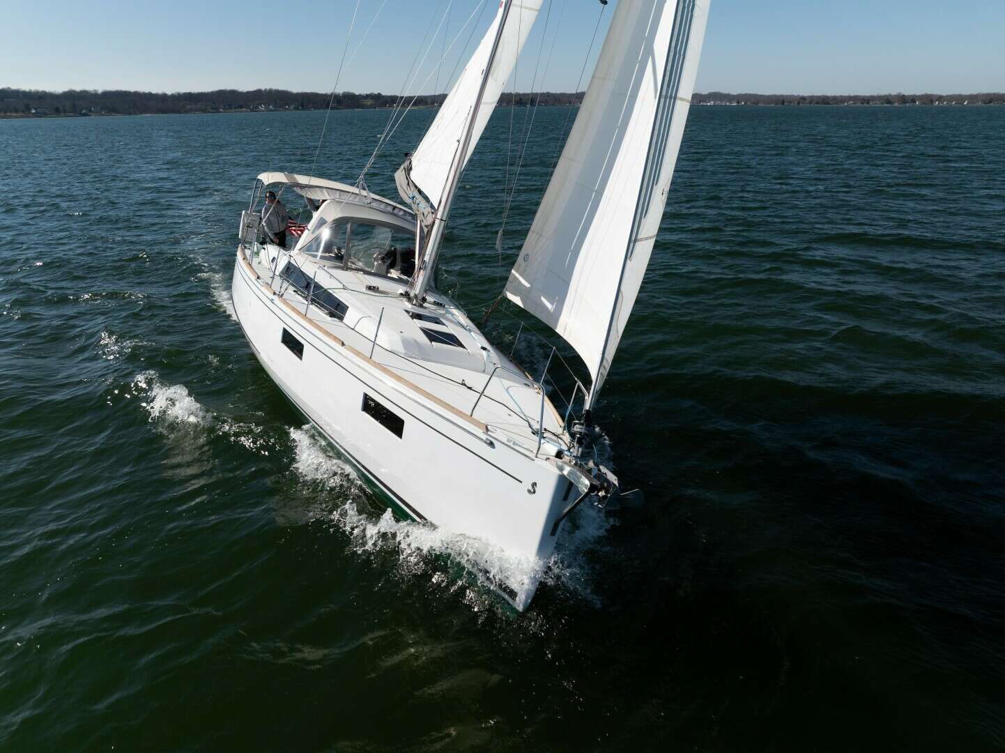 2019 Beneteau Oceanis 38.1 - Image 2