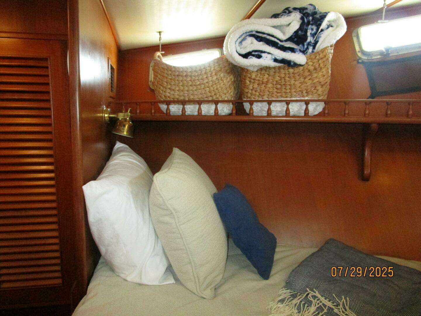 1989 DeFever Offshore Cruiser - Image 57