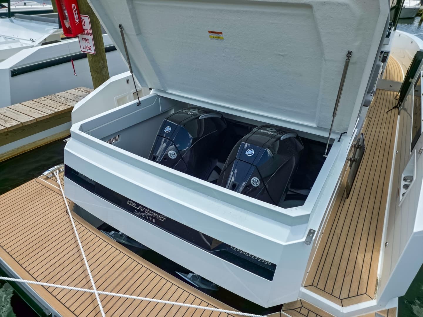 2026 De Antonio Yachts D32 - Image 16