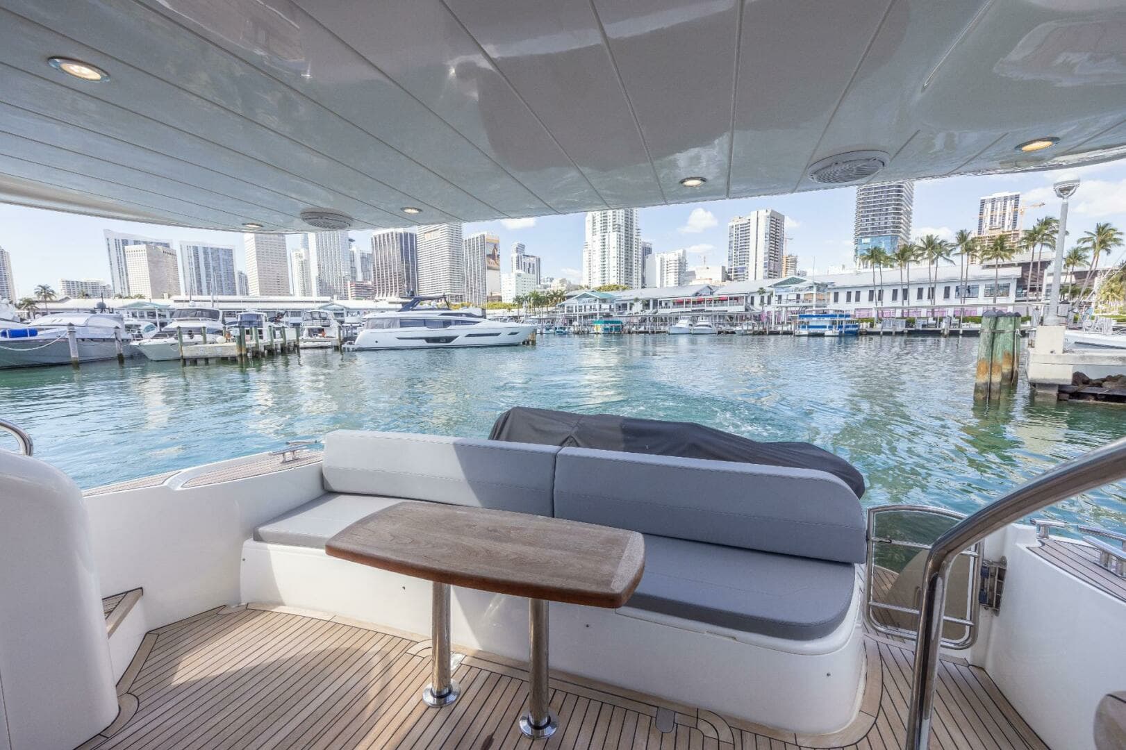 2008 Princess 58 Flybridge - Image 9