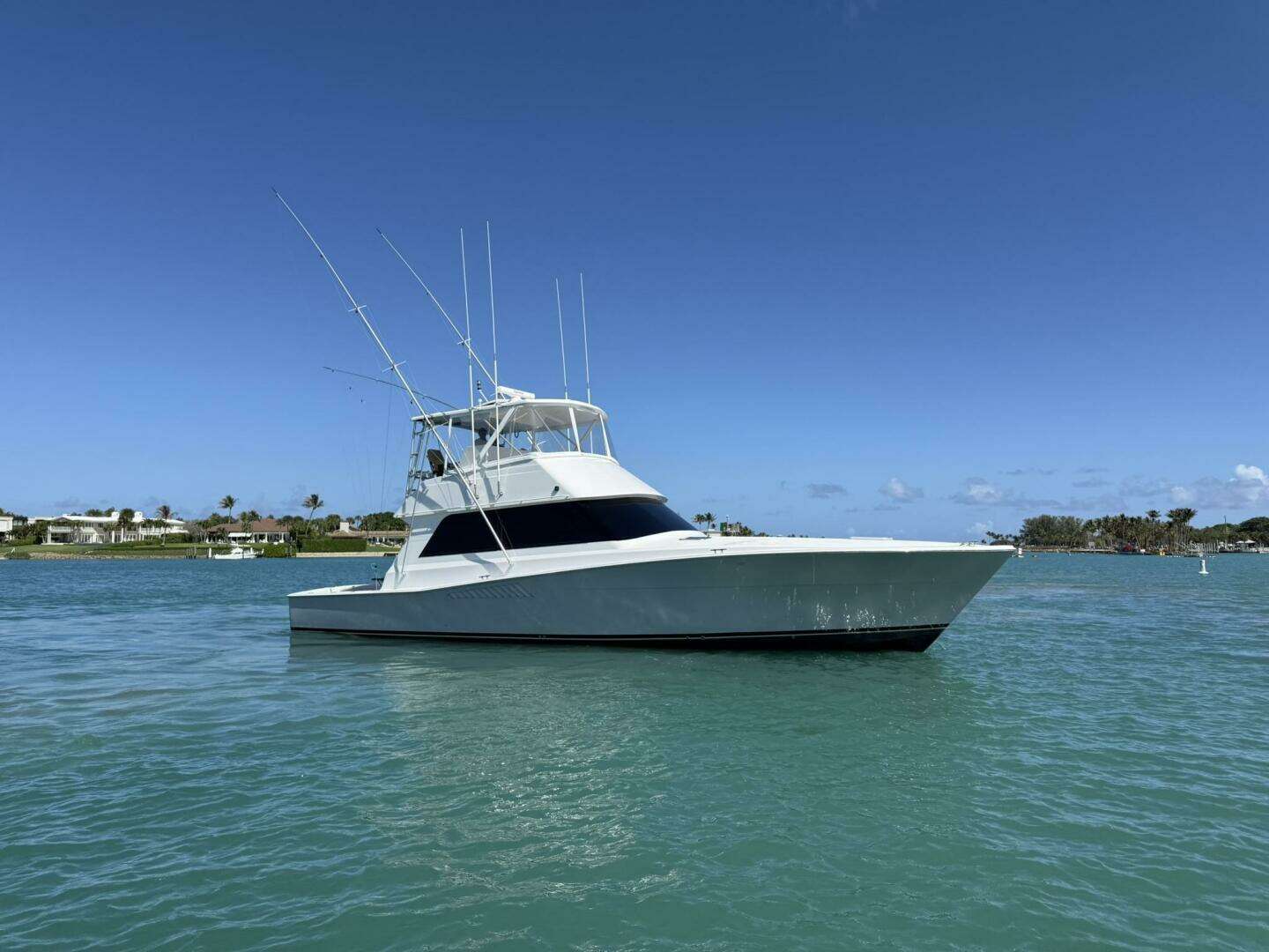 1992 Viking 50 Convertible - Image 11