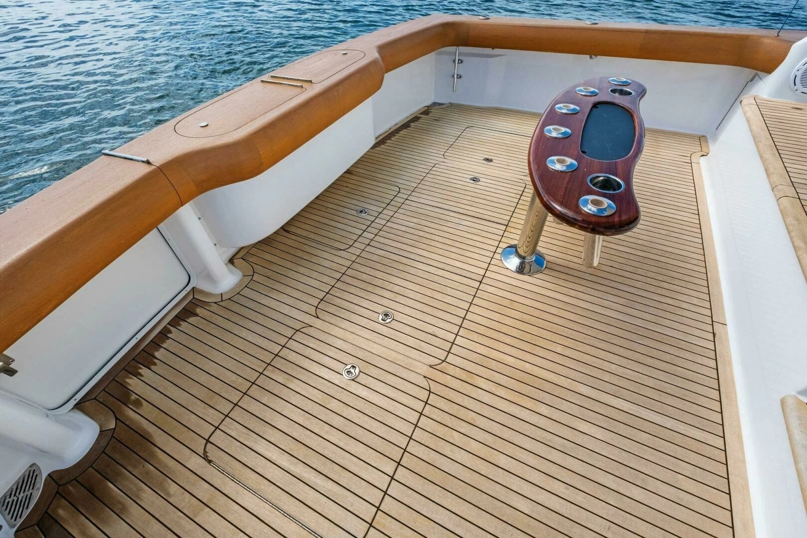 2006 Viking 56 Convertible - Image 34