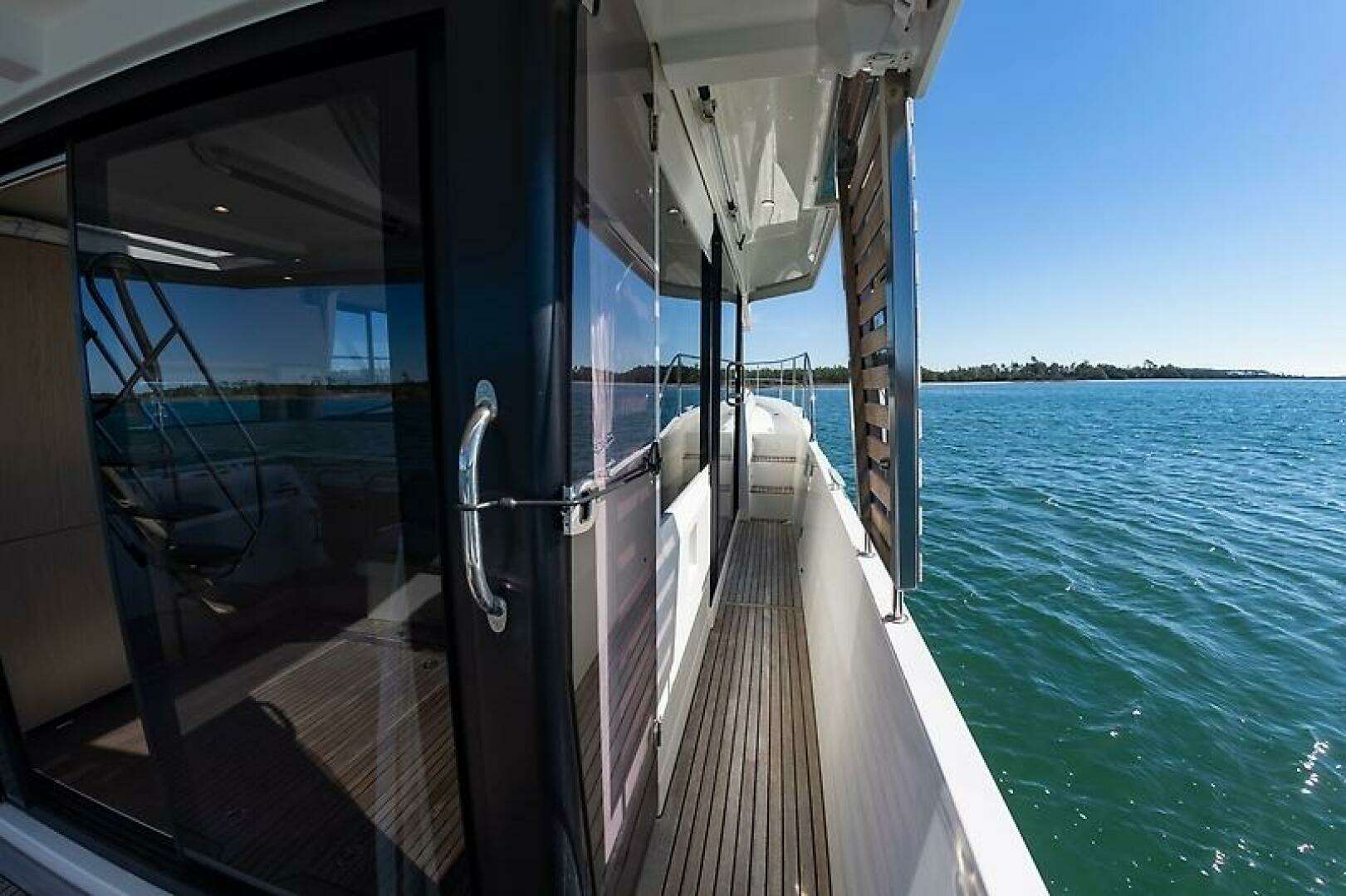2022 Beneteau Swift Trawler - Image 17