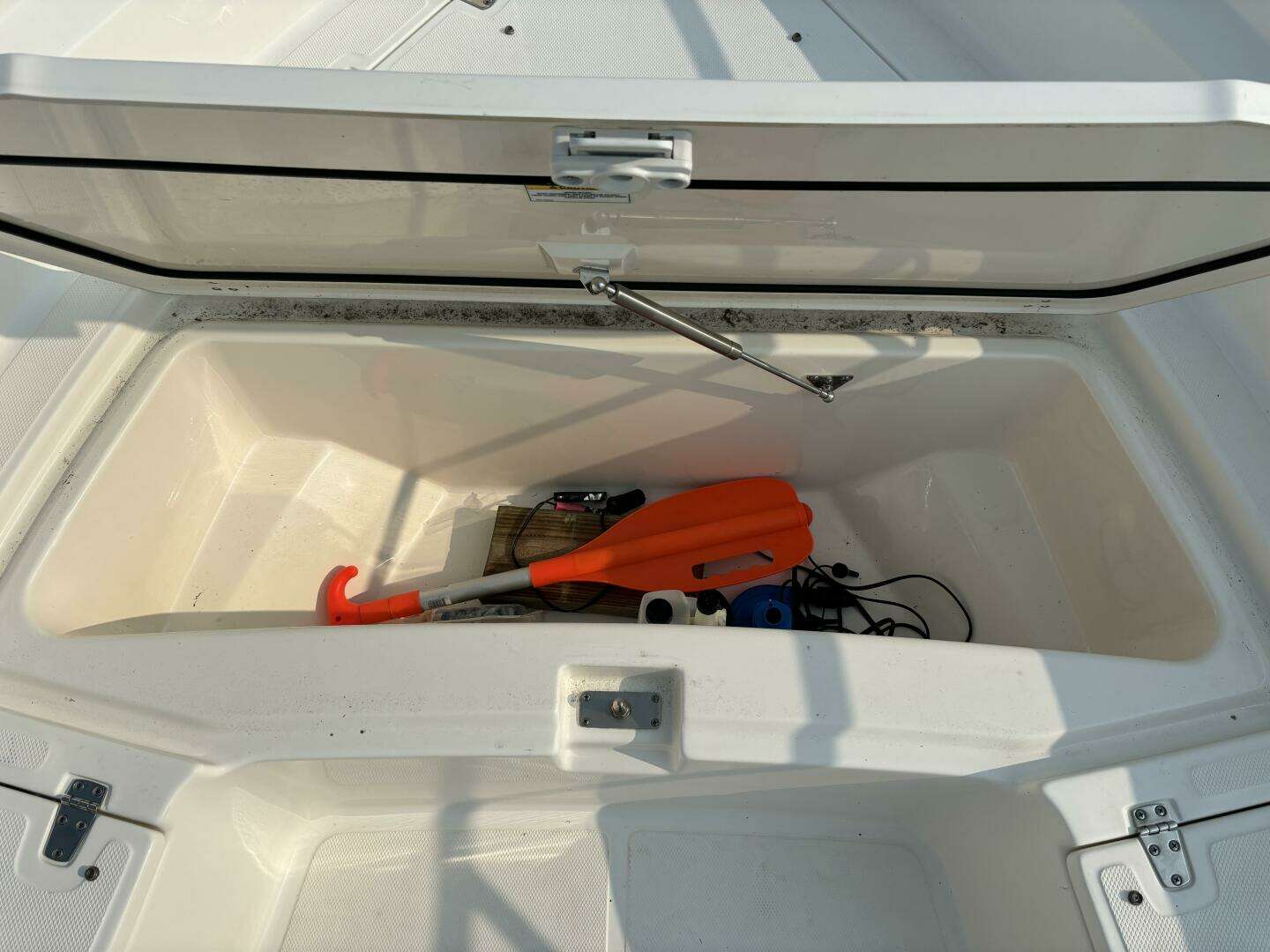 2023 Boston Whaler 250 Dauntless - Image 26