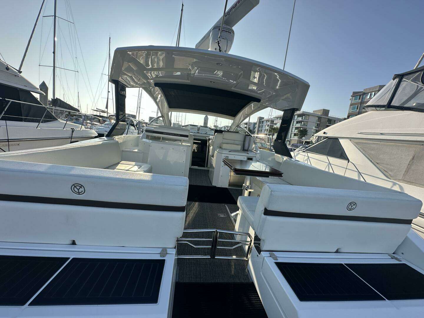 2017 Cruisers Yachts 390 Express Coupe - Image 56