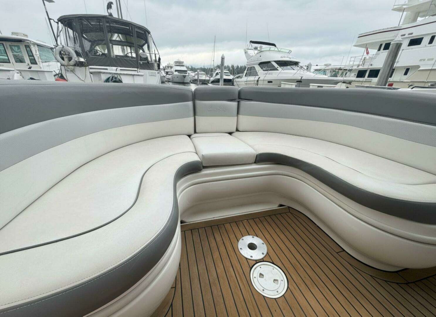 2007 Sea Ray 29SLX with cuddy cabin - Image 11