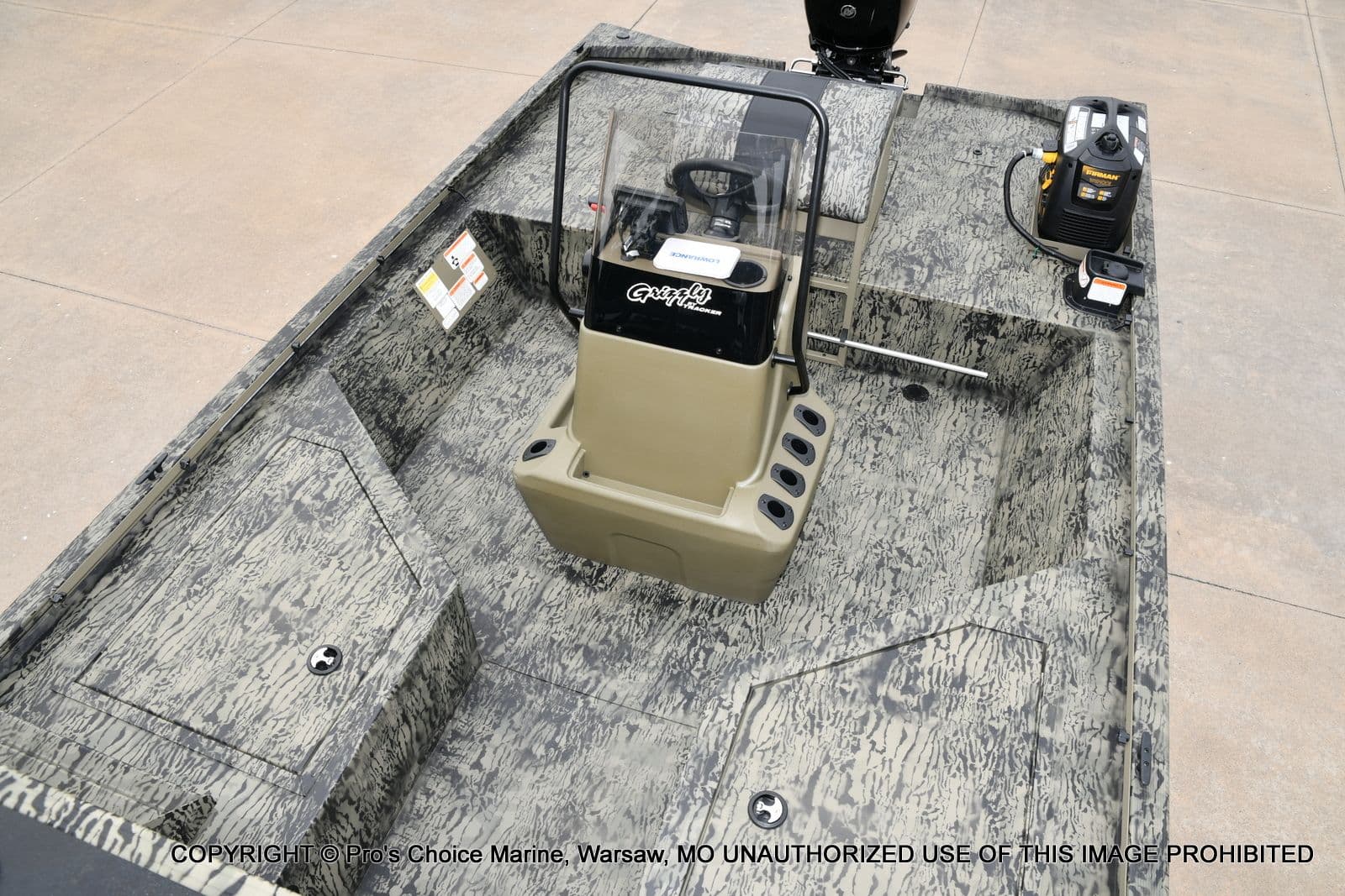 2026 Tracker Grizzly 2072 CC Sportsman - 55