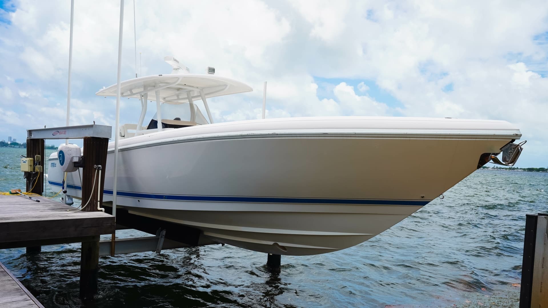 2015 Intrepid — - Image 4