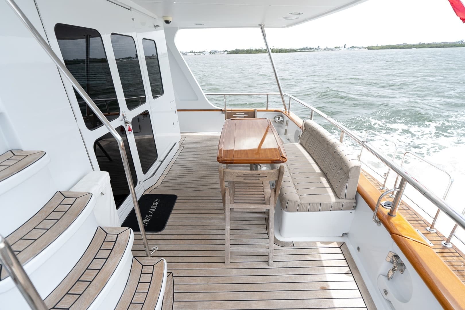 2015 Marlow Explorer 49E - Image 10